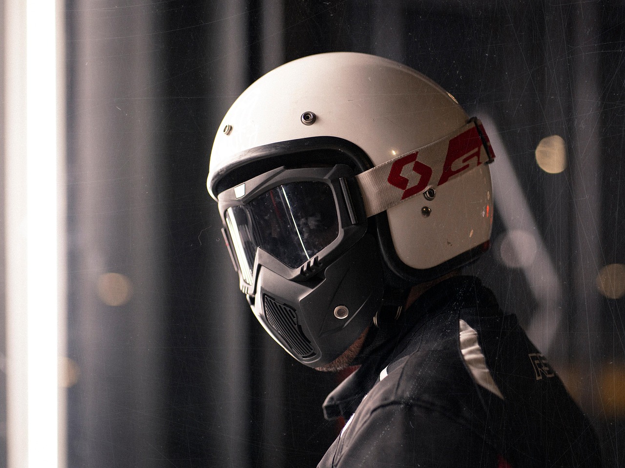 谁应该承担实名制账号管理中的法律责任？